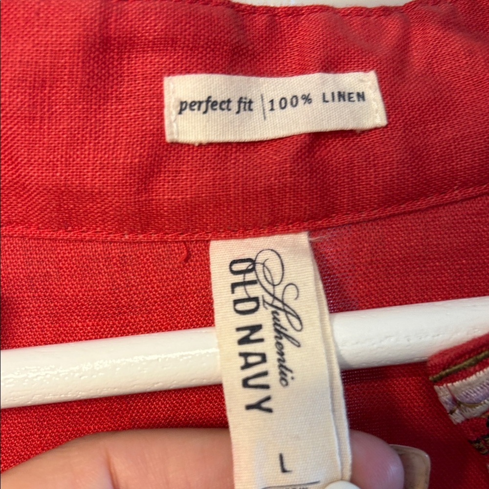 Vintage Embroidered Red Shirt - Picture 3 of 9